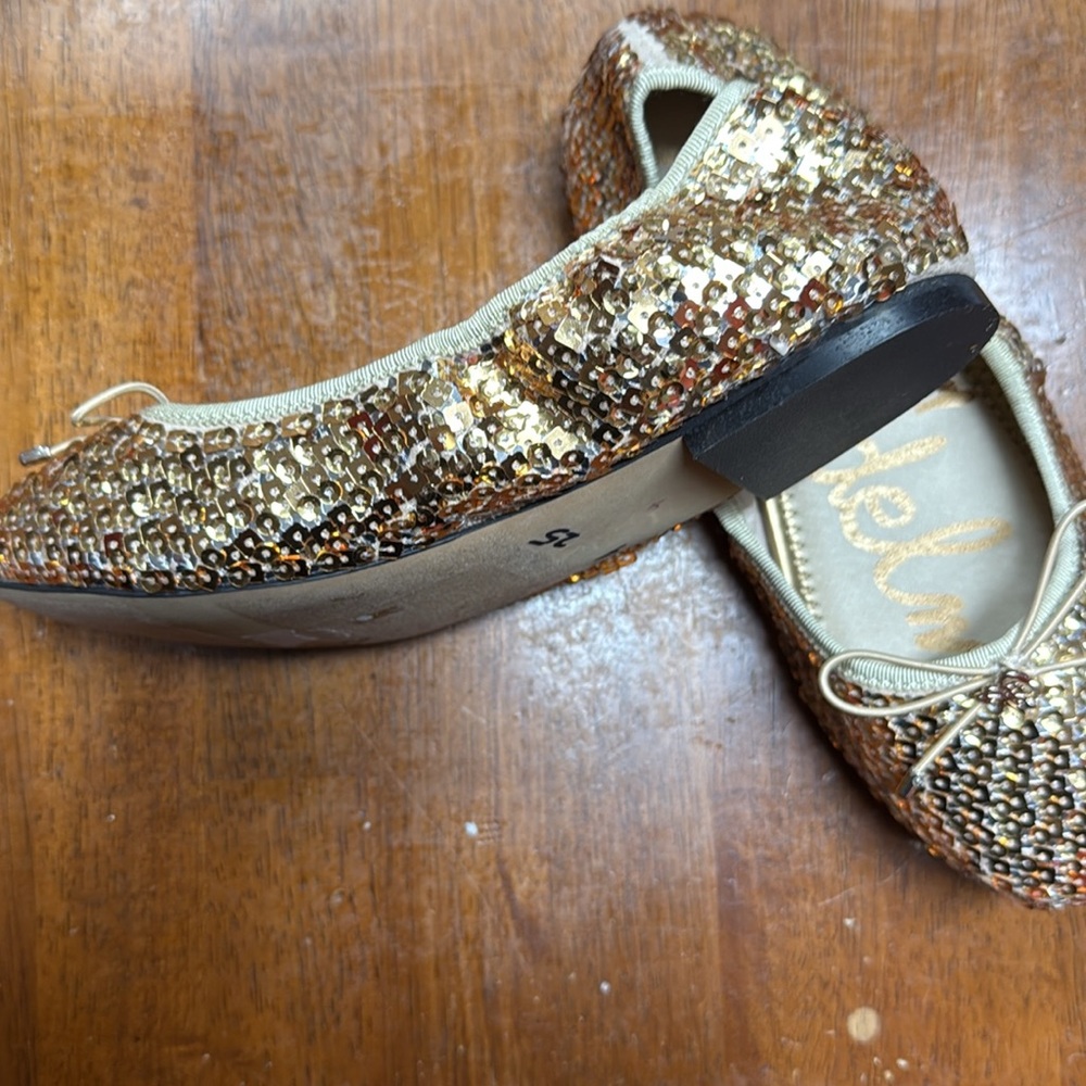 Sam Edelman Gold Moccasins with Sparkly Design. New never worn - Picture 4 of 4